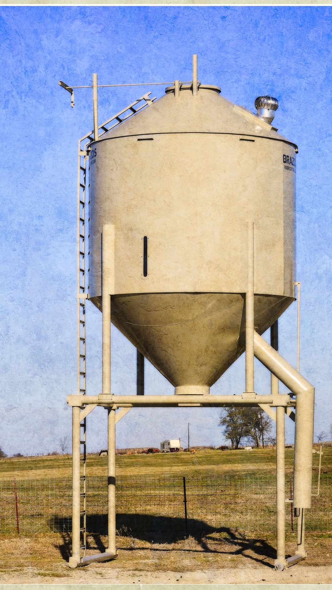 brazos overhead feed bin