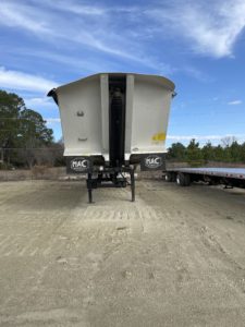 2000 MAC ALUMINUM 39' END DUMP with manual slide tarp located @ Brazos Trailers in Wills Point. Call 430-540-3400